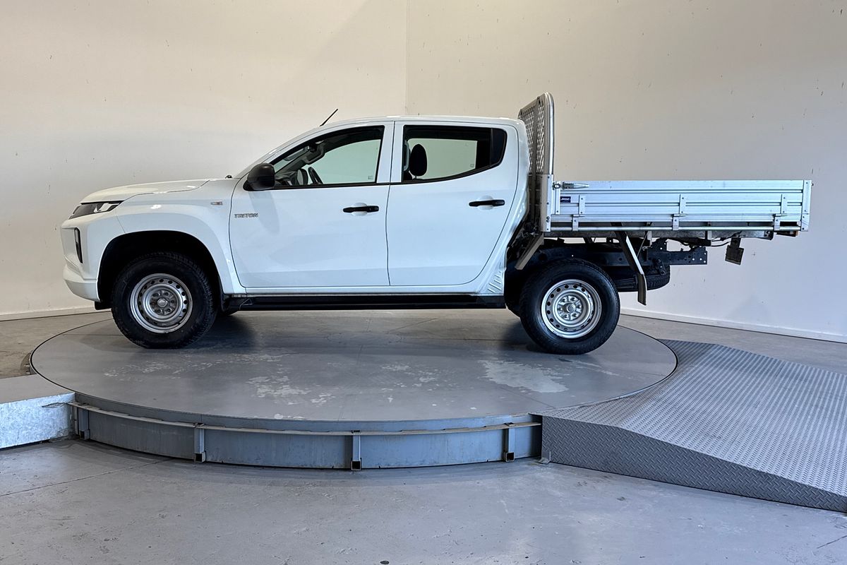 2023 Mitsubishi Triton GLX MR