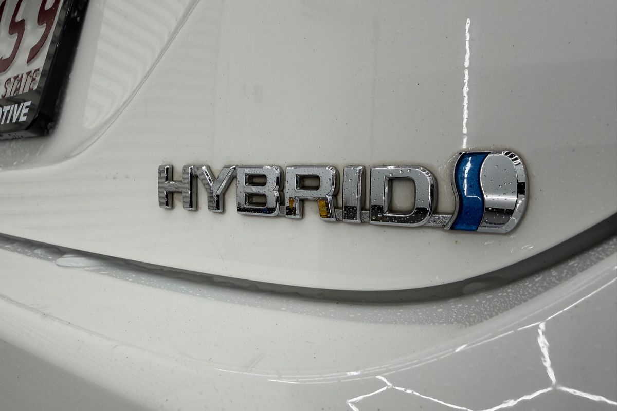 2020 Toyota Camry Ascent AXVH71R