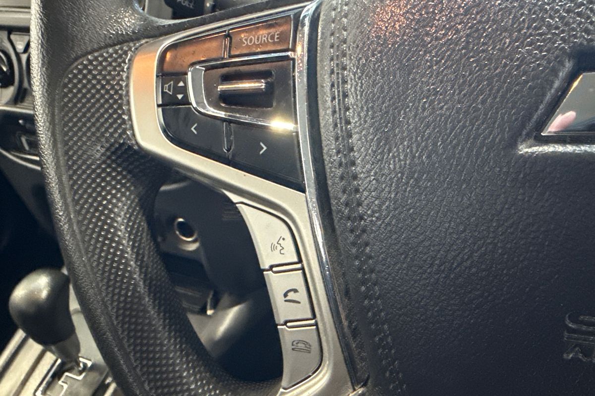 2023 Mitsubishi Triton GLX MR
