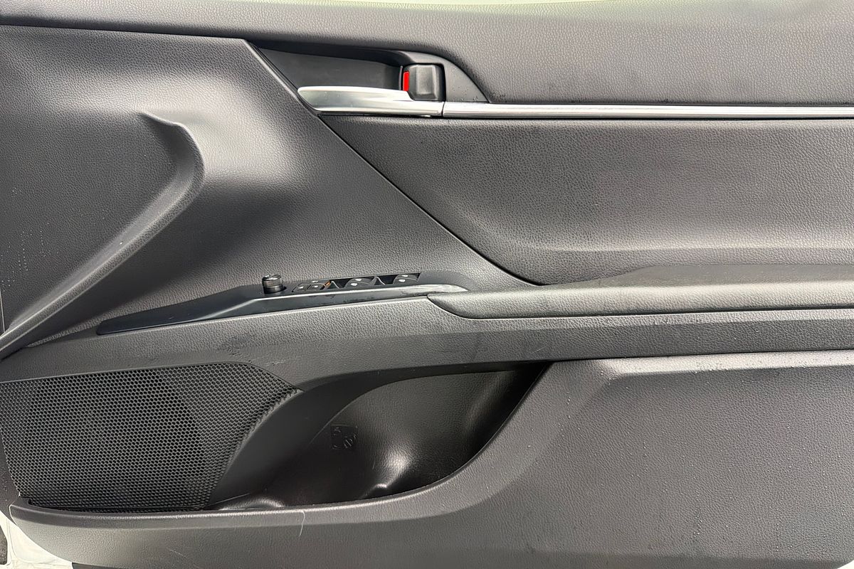 2020 Toyota Camry Ascent AXVH71R