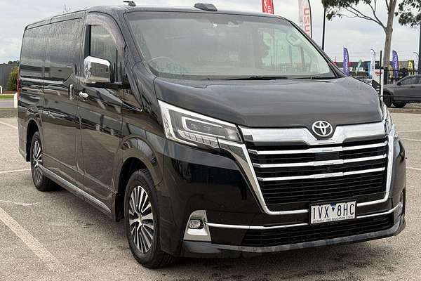 2022 Toyota Granvia VX GDH303R