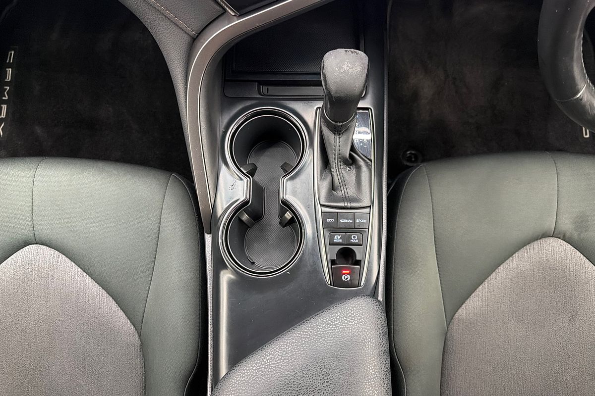 2020 Toyota Camry Ascent AXVH71R