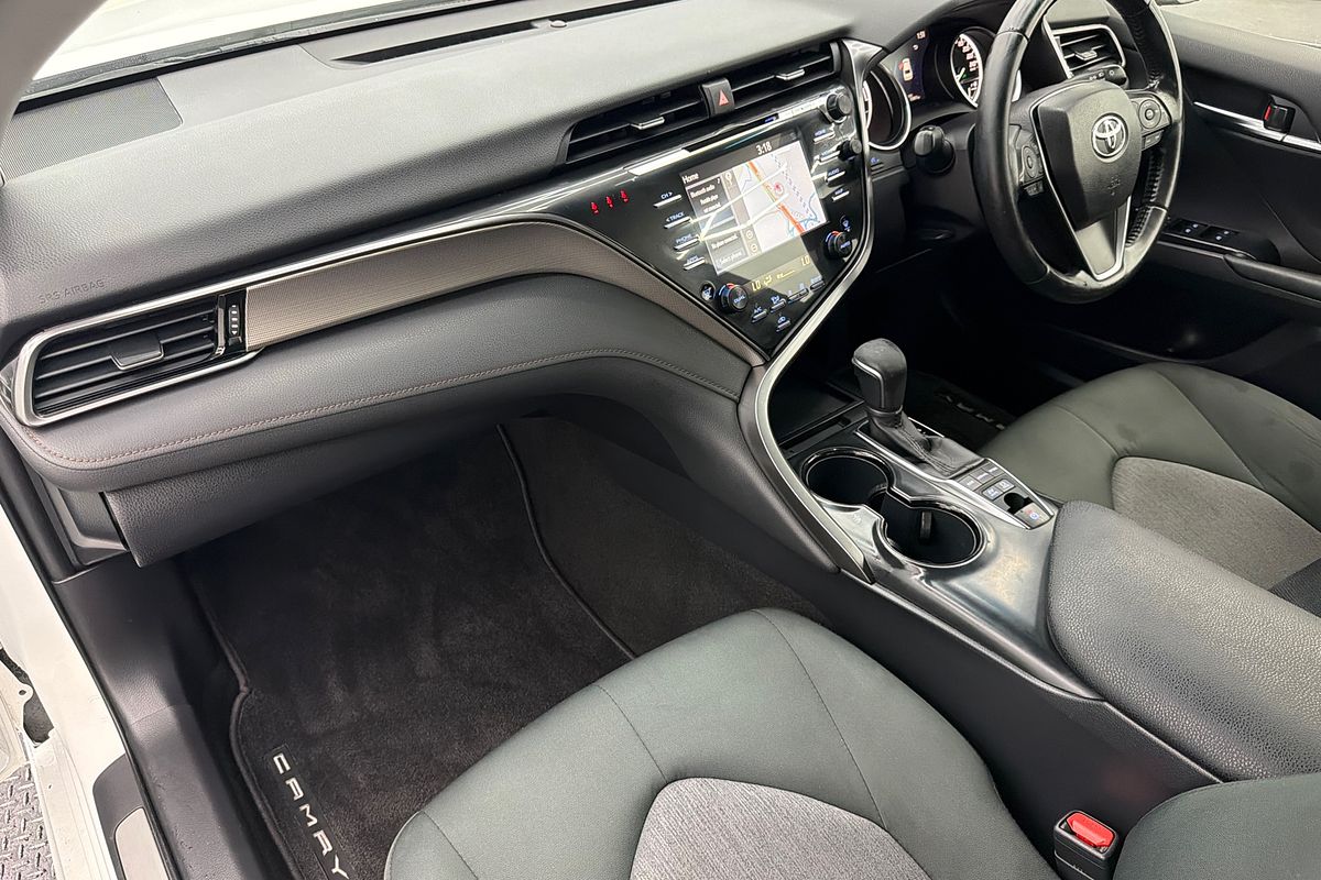 2020 Toyota Camry Ascent AXVH71R