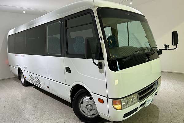 2015 Fuso Rosa Deluxe SWB