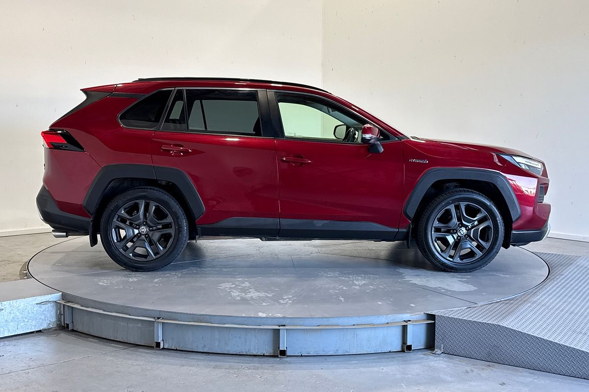 2021 Toyota RAV4 Edge AXAH54R