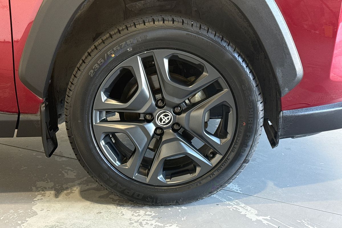 2021 Toyota RAV4 Edge AXAH54R