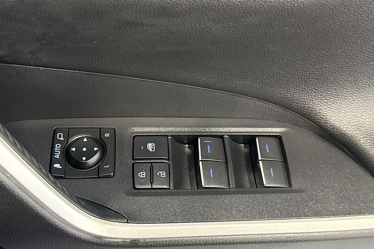 2021 Toyota RAV4 Edge AXAH54R