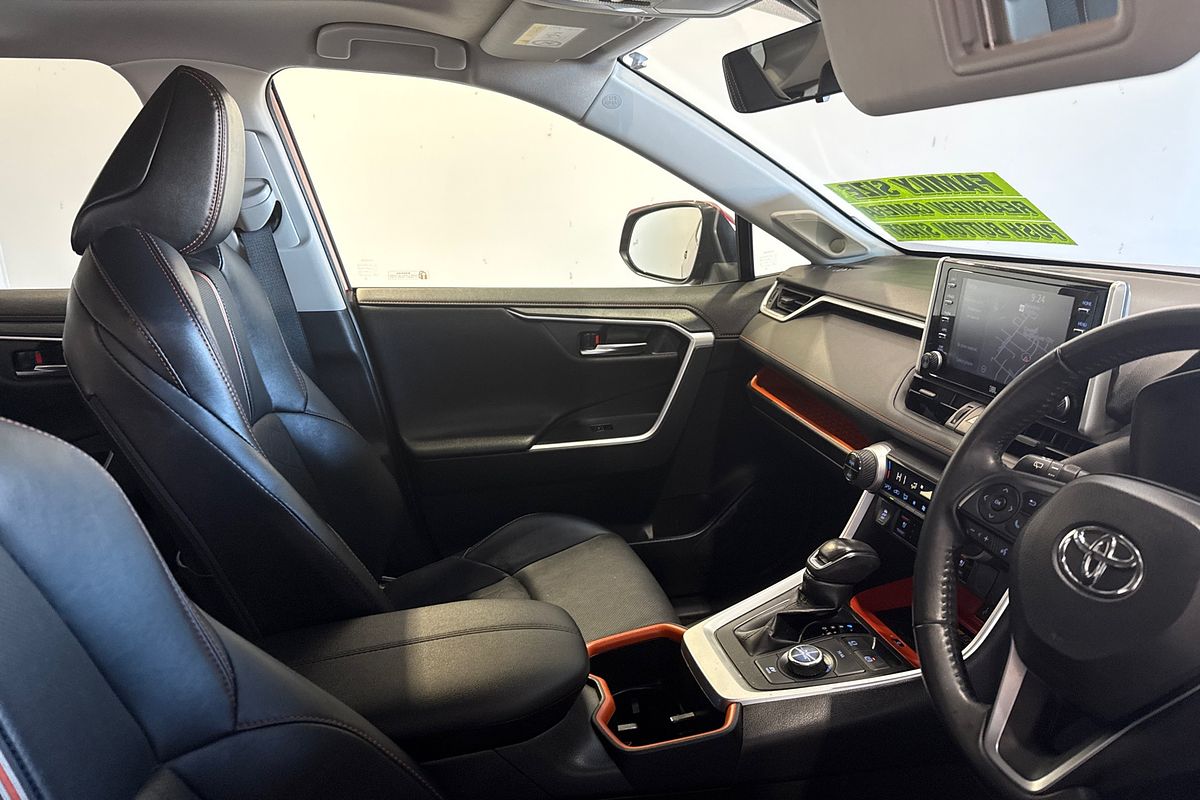 2021 Toyota RAV4 Edge AXAH54R
