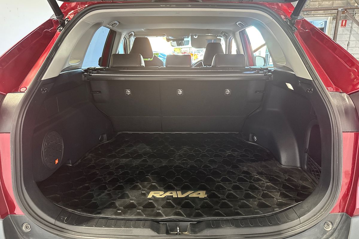 2021 Toyota RAV4 Edge AXAH54R