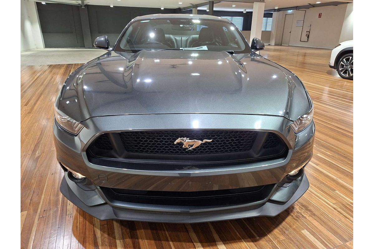 2015 Ford Mustang FASTBACK GT 5.0 V8 FM
