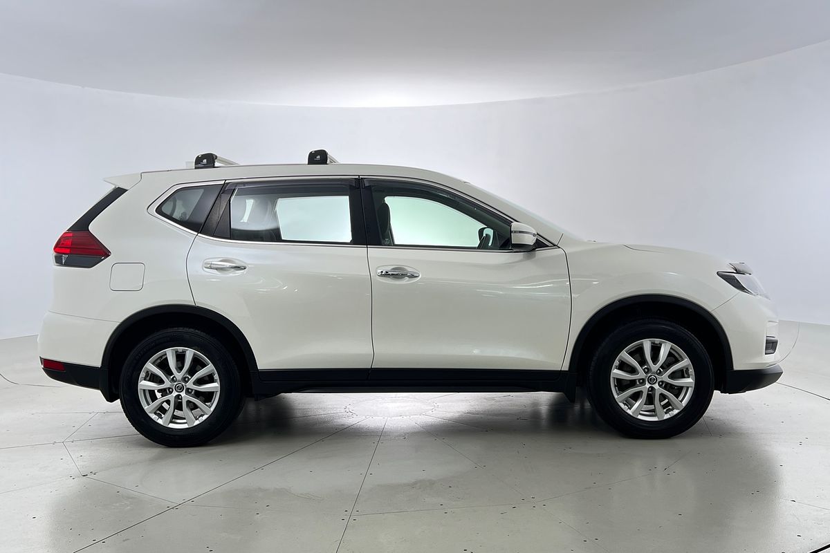 2022 Nissan X-TRAIL ST T32