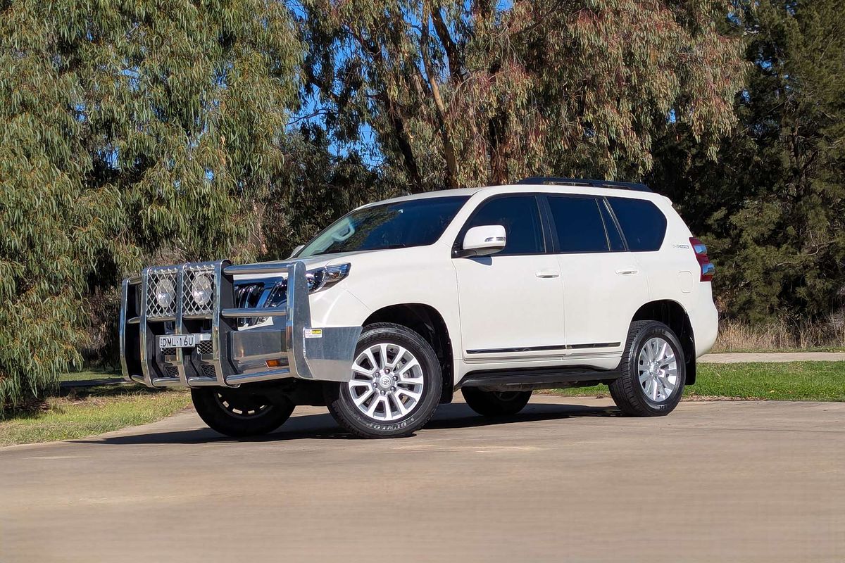 2017 Toyota Landcruiser Prado Altitude GDJ150R