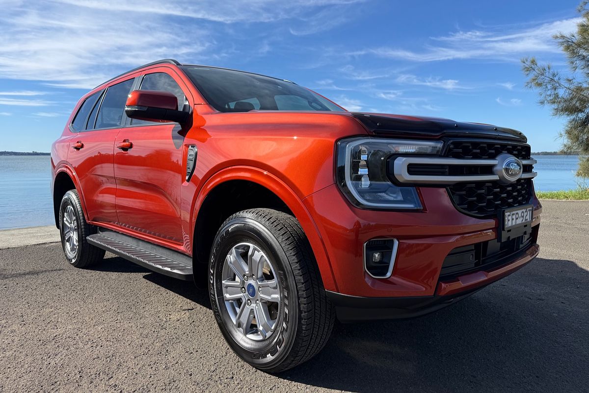 2023 Ford Everest Ambiente 2.0L