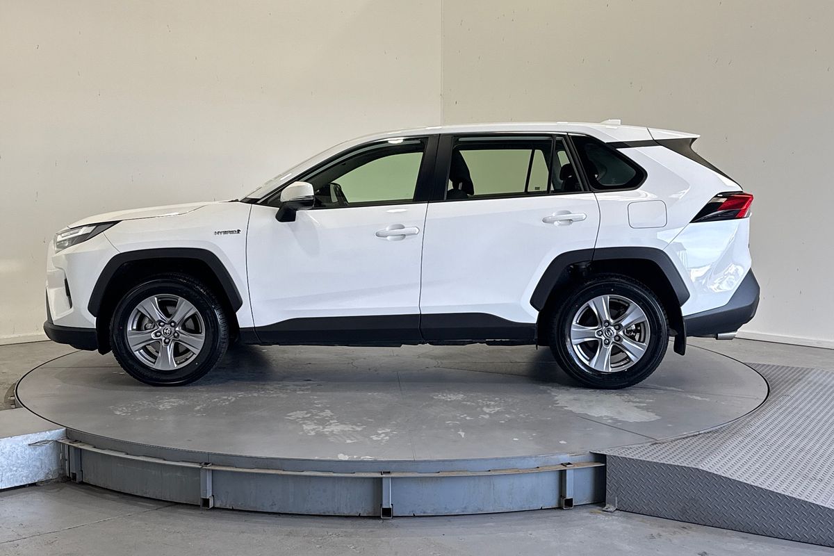 2024 Toyota RAV4 GXL (2WD) MXAA52R