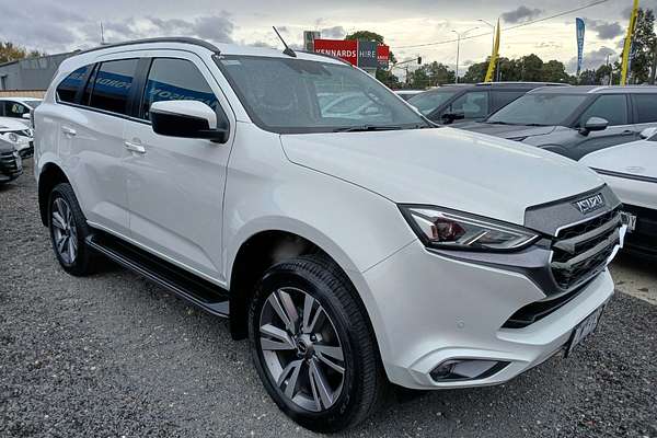 2023 Isuzu MU-X LS-T
