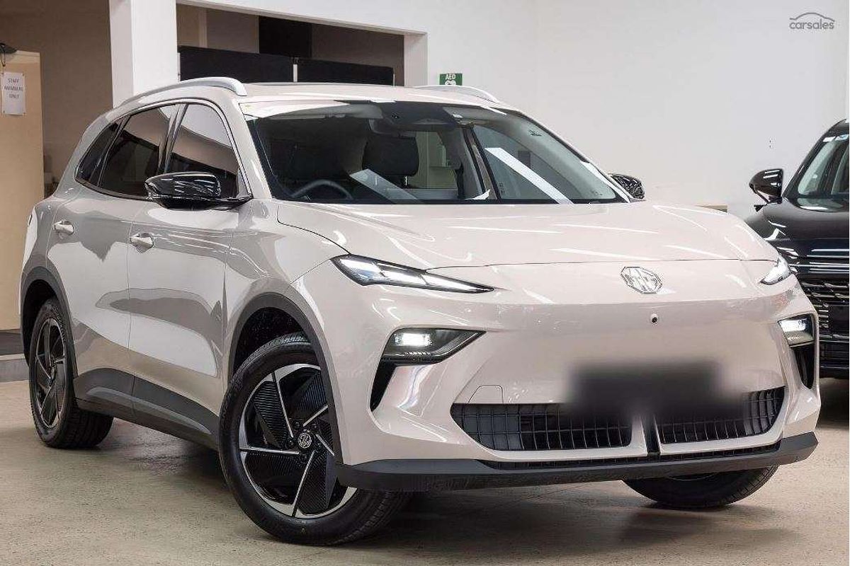 2025 MG MGS5 EV Essence 62 ZS3EM