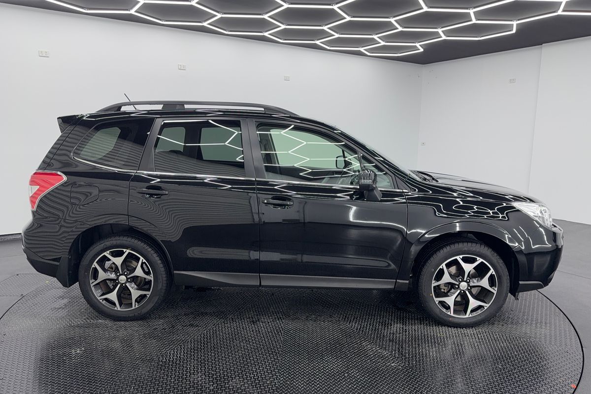 2014 Subaru Forester 2.5i-S S4