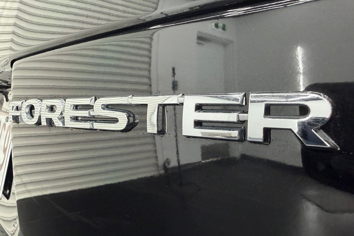 2014 Subaru Forester 2.5i-S S4