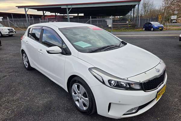 2017 Kia Cerato S YD