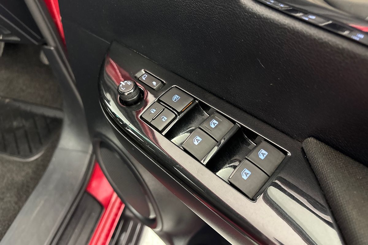 2017 Toyota Hilux SR5 GUN126R 4X4