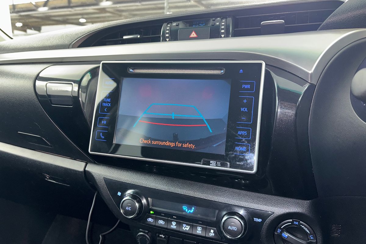 2017 Toyota Hilux SR5 GUN126R 4X4