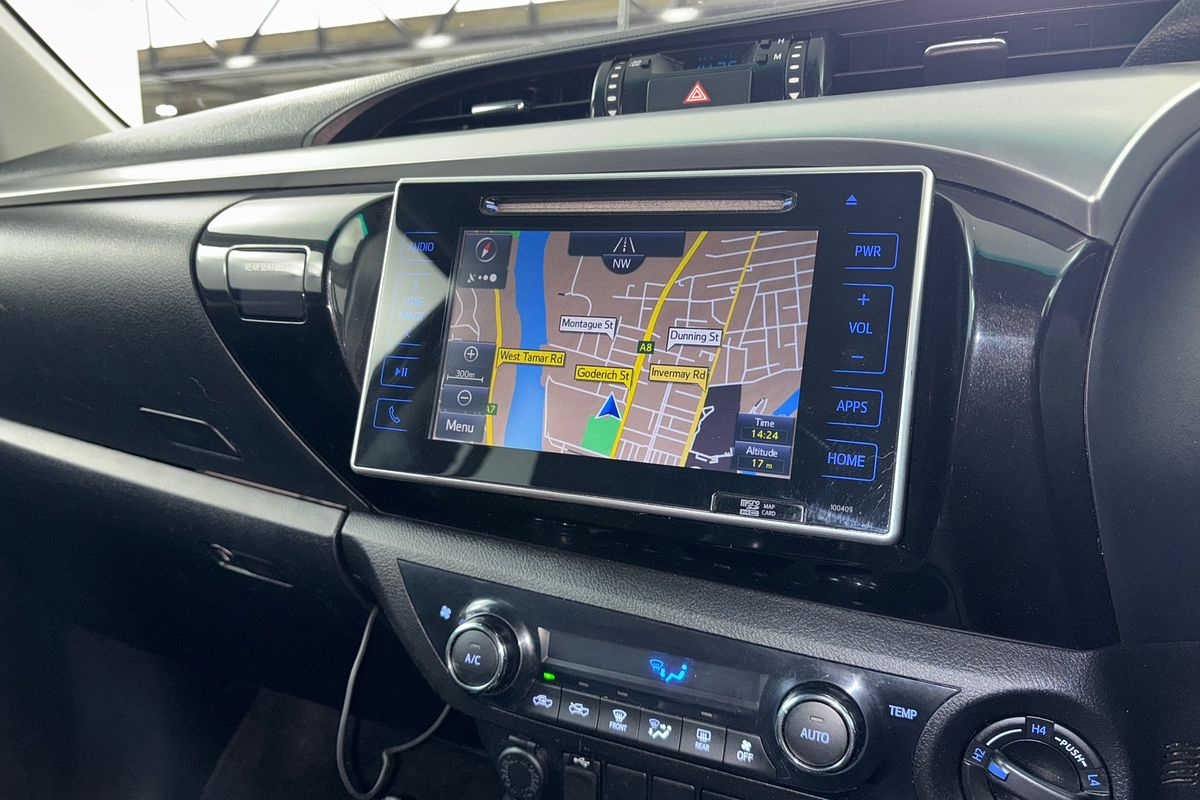 2017 Toyota Hilux SR5 GUN126R 4X4