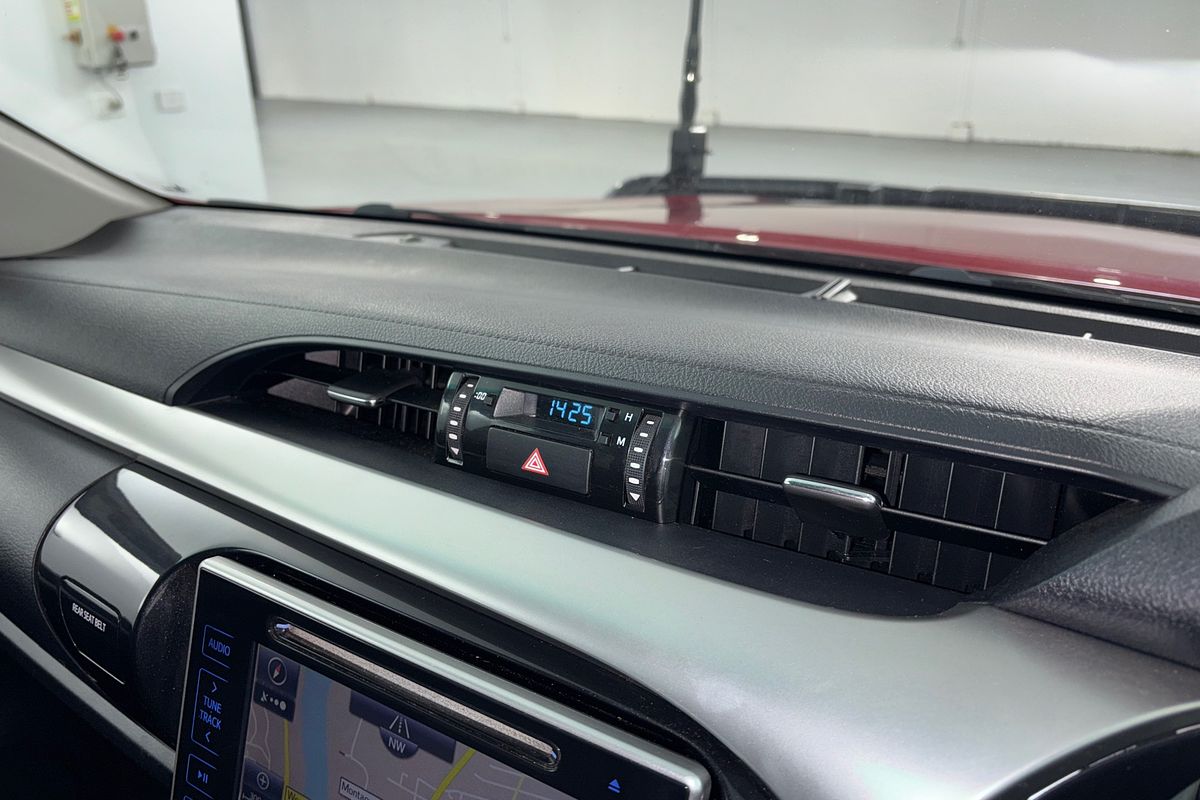 2017 Toyota Hilux SR5 GUN126R 4X4