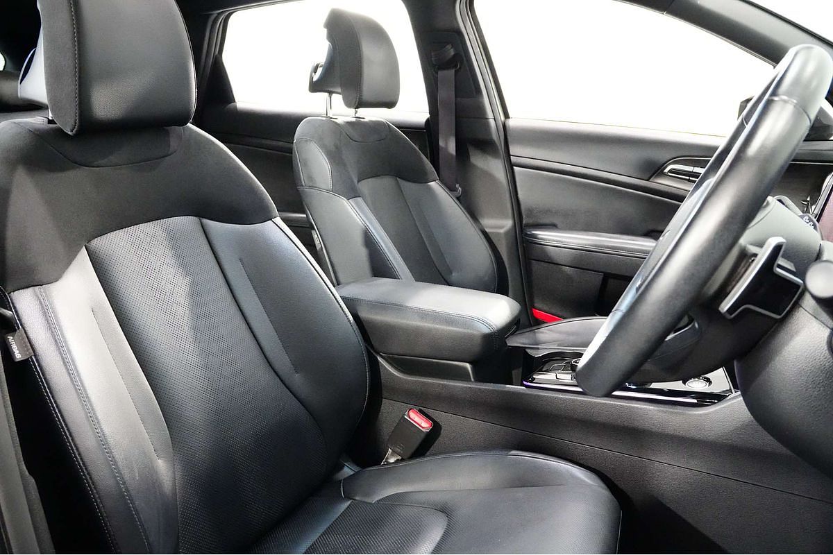 2022 Kia Sportage GT-Line NQ5