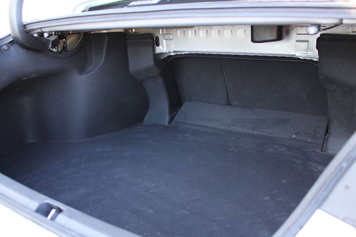 Camry Hybrid SX 2.5L Auto CVT Sedan 2Z76750 001