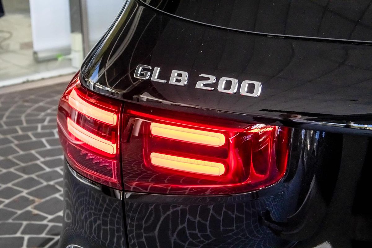 X247 806+056MY GLB200 Special Ed WAG DUAL 7sp