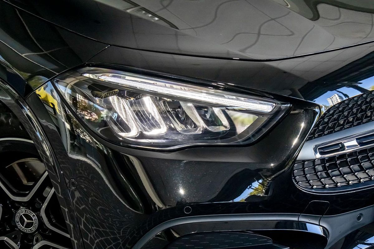 H247 805+055MY GLA200 Wagon 5d r DCT 7sp 1.3T