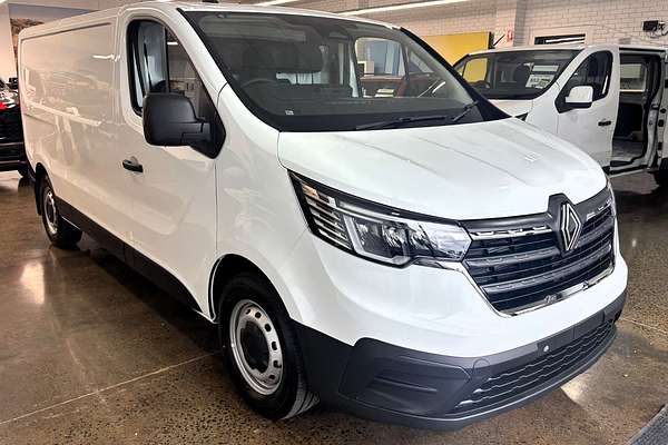 2026 Renault Trafic Pro X82 LWB Low Roof