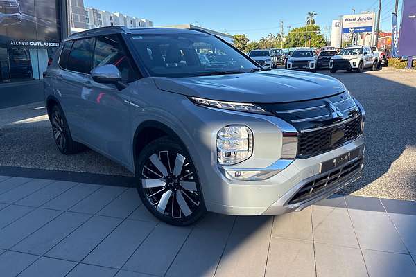 2025 Mitsubishi Outlander Exceed ZM