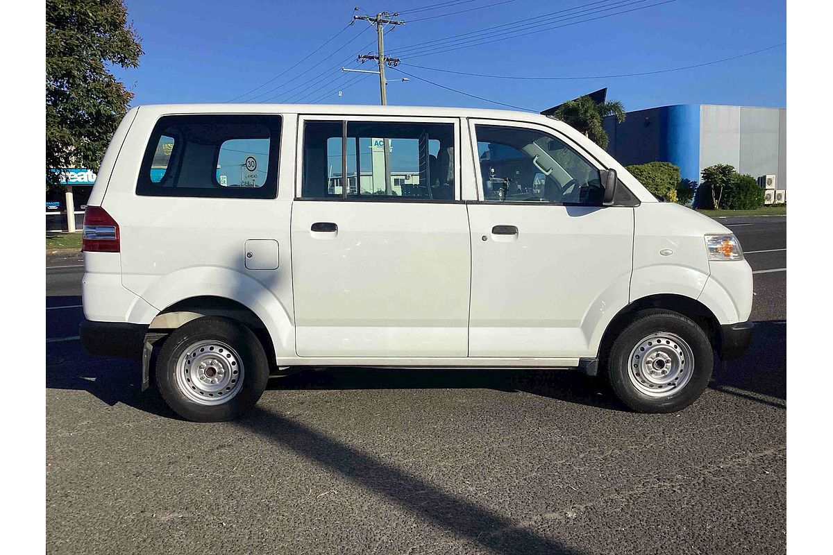 2010 Suzuki APV