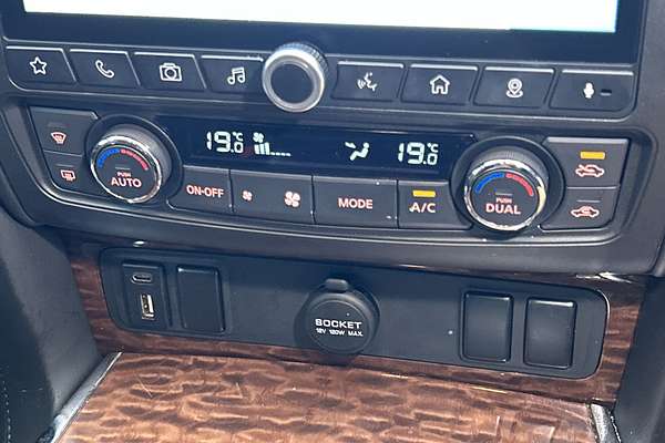2024 Nissan Patrol Ti Y62 thumb-15