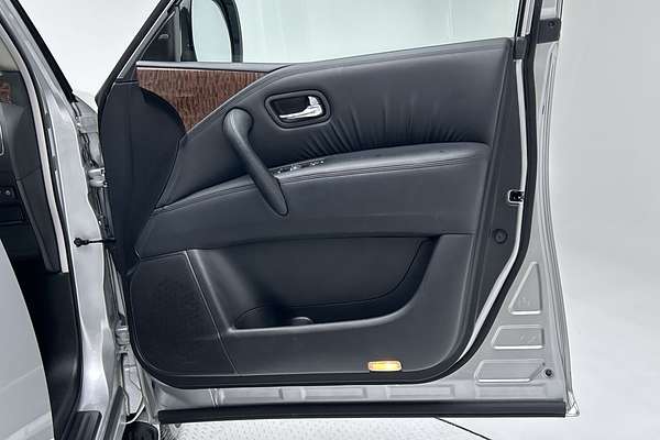 2024 Nissan Patrol Ti Y62 thumb-18