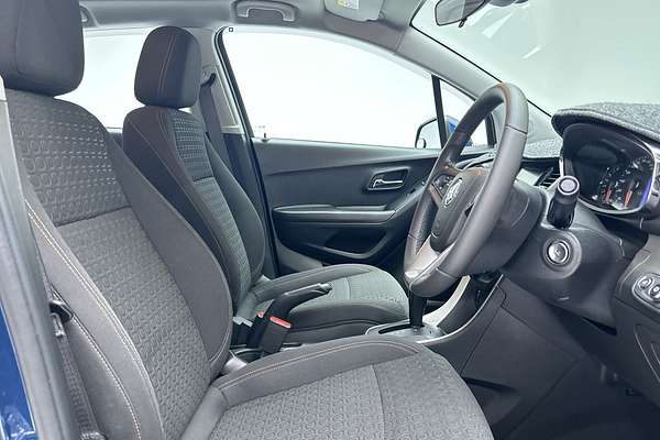 2020 Holden Trax LS TJ thumb-12
