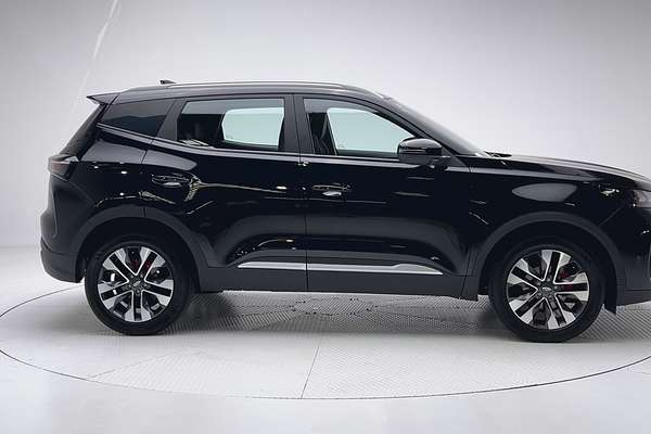 2025 Chery Tiggo 4 Pro Ultimate thumb-8