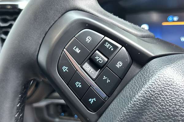 2025 Ford Everest Trend 2.0L thumb-17