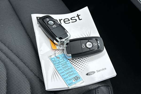 2025 Ford Everest Trend 2.0L thumb-22