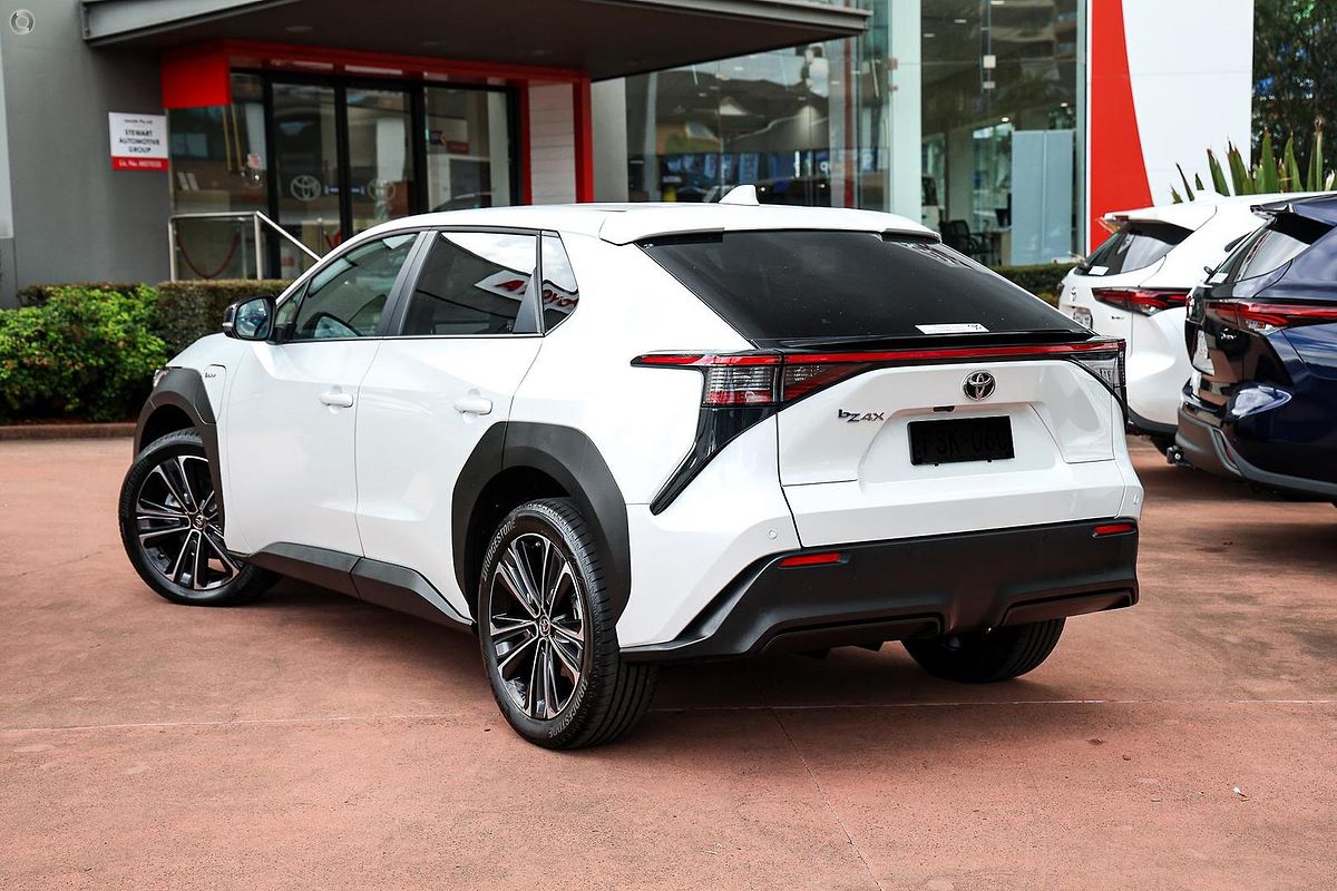 2024 Toyota bZ4X XEAM10R
