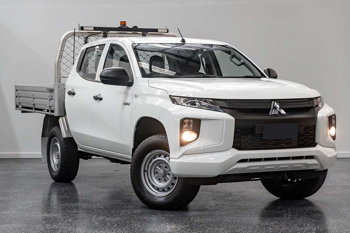 2021 Mitsubishi Triton GLX MR 4X4