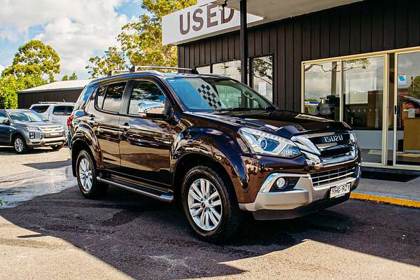 2017 Isuzu MU-X LS-T