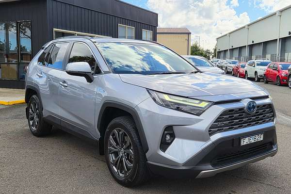 2024 Toyota RAV4 GXL AXAH54R