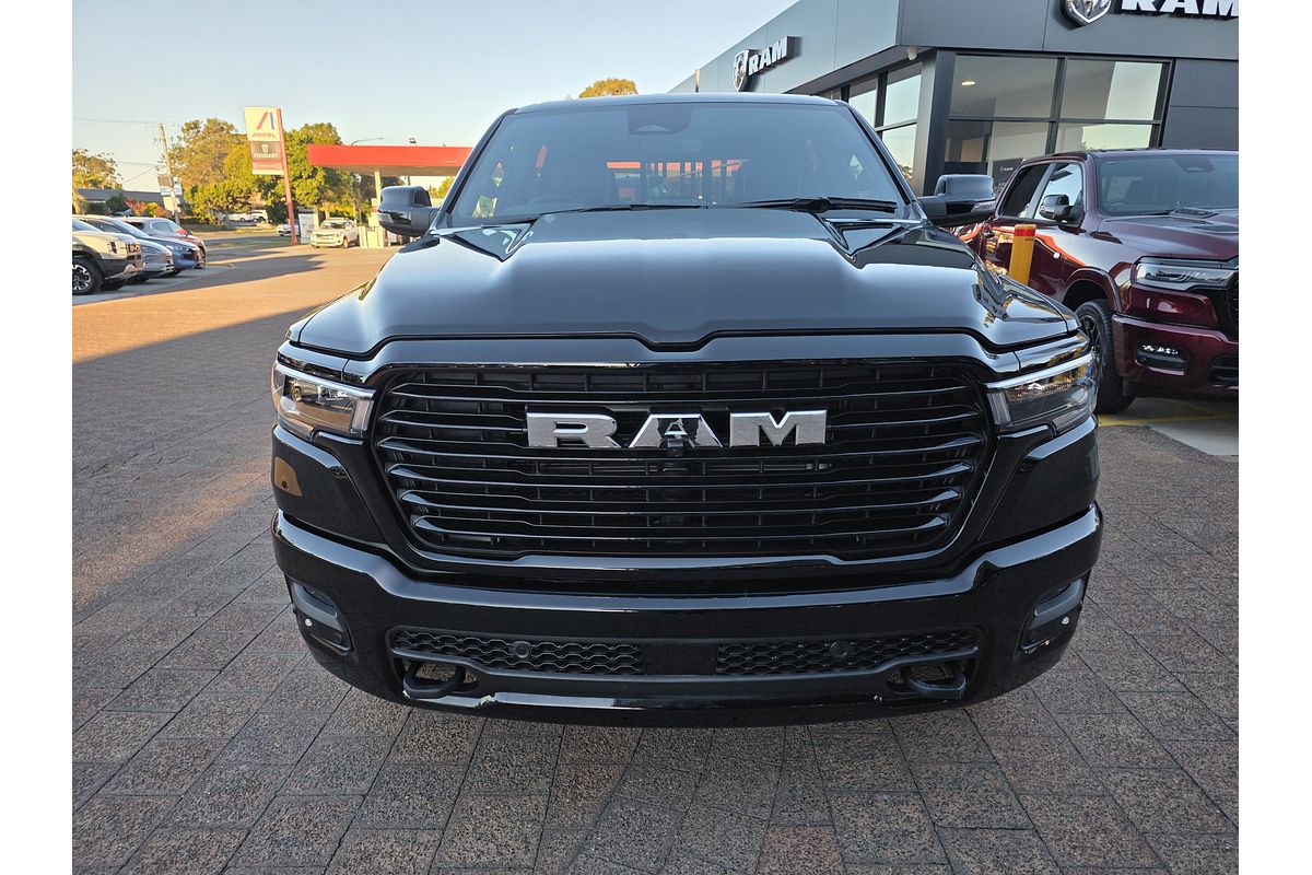 2024 RAM 1500 Laramie Sport Hurricane SO RamBox DT 4X4 SWB