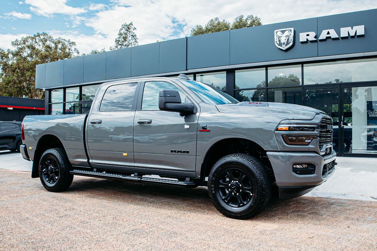 2026 RAM 2500 Laramie DJ 4X4