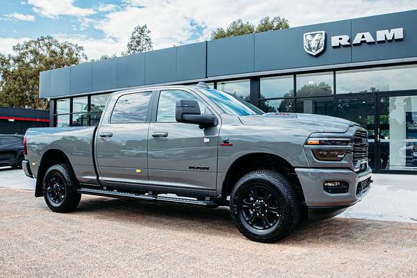 2026 RAM 2500 Laramie DJ 4X4