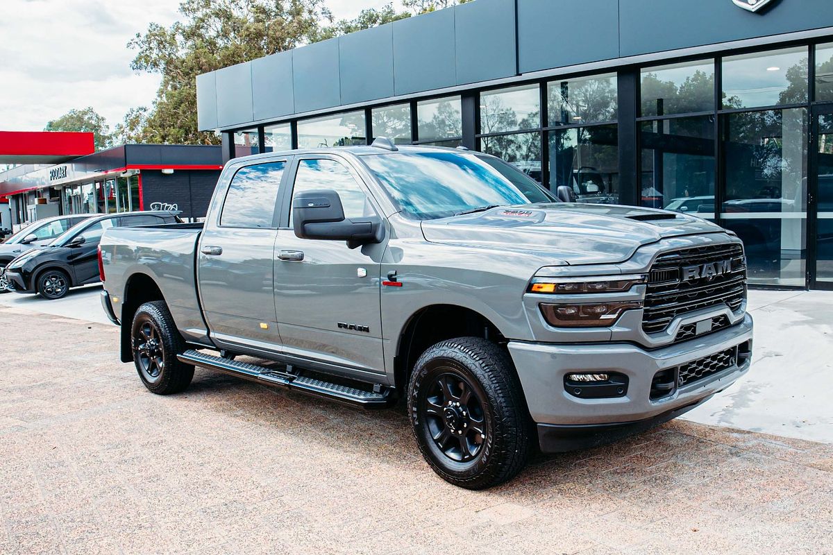2026 RAM 2500 Laramie DJ 4X4