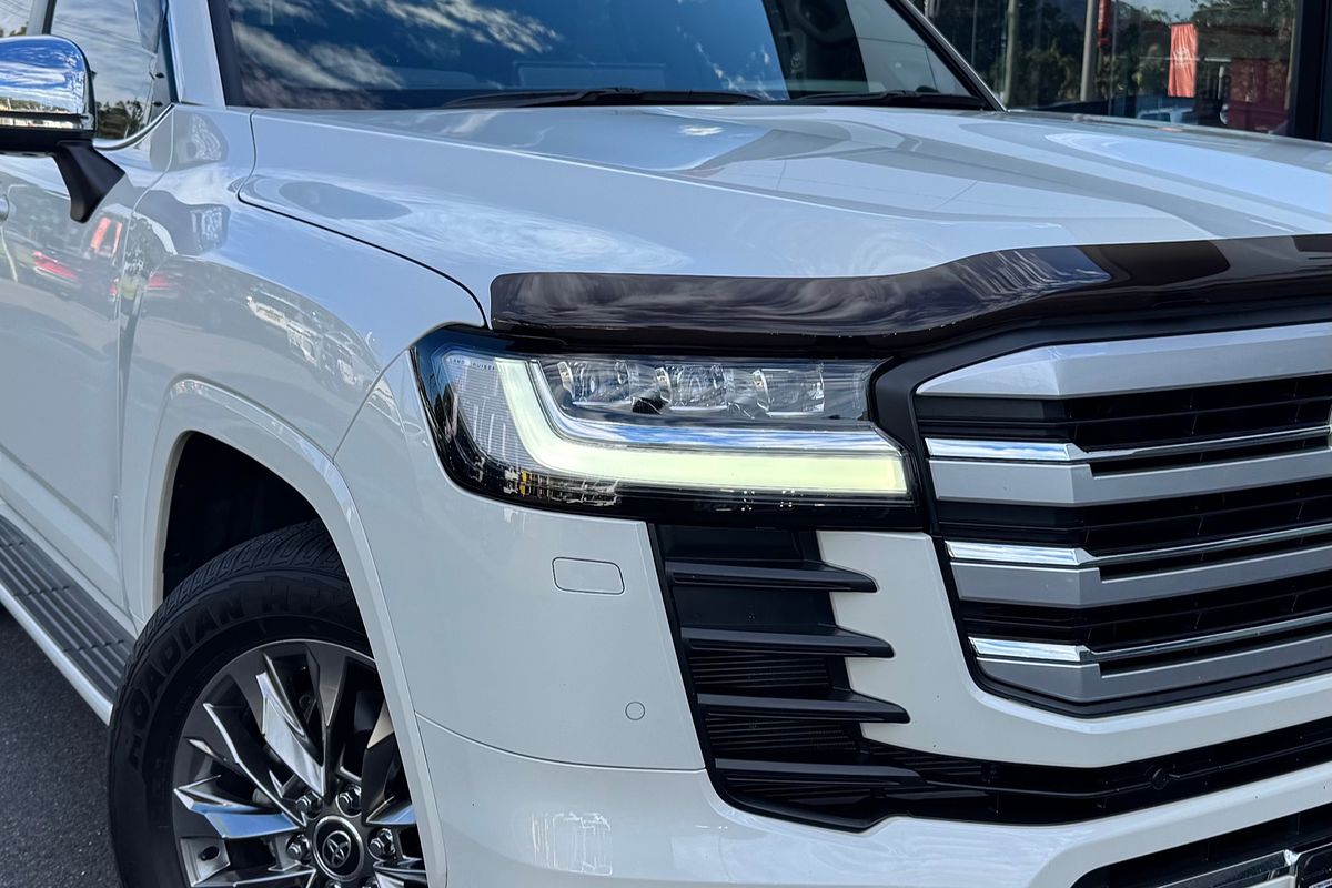2022 Toyota Landcruiser Sahara ZX FJA300R