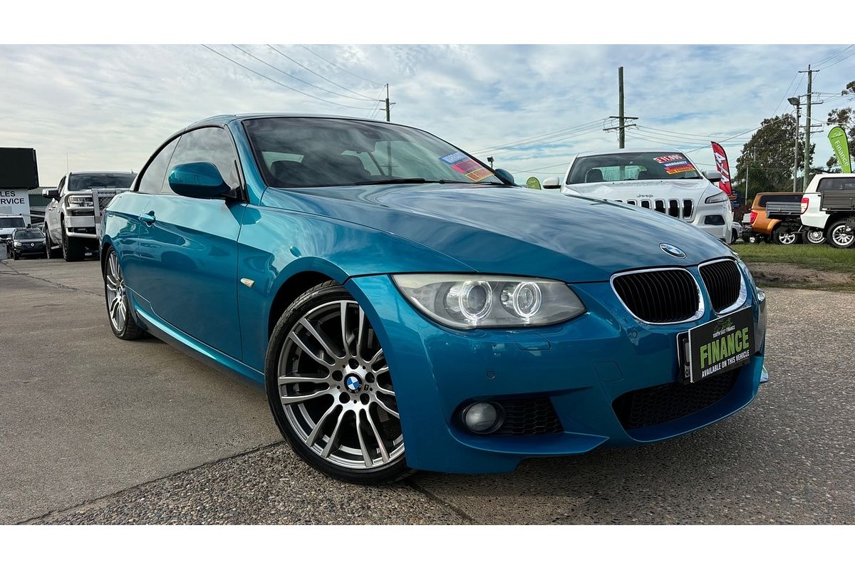 2011 BMW 3 Series 320d E93